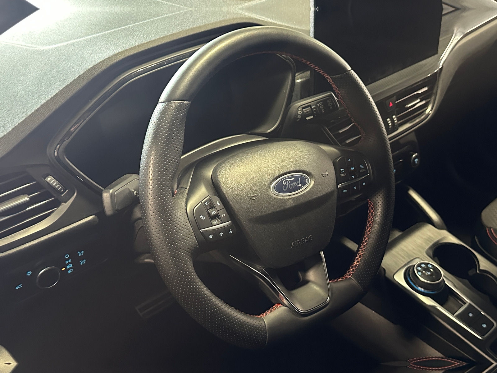 Thumbnail: 2024 Ford Escape - 5