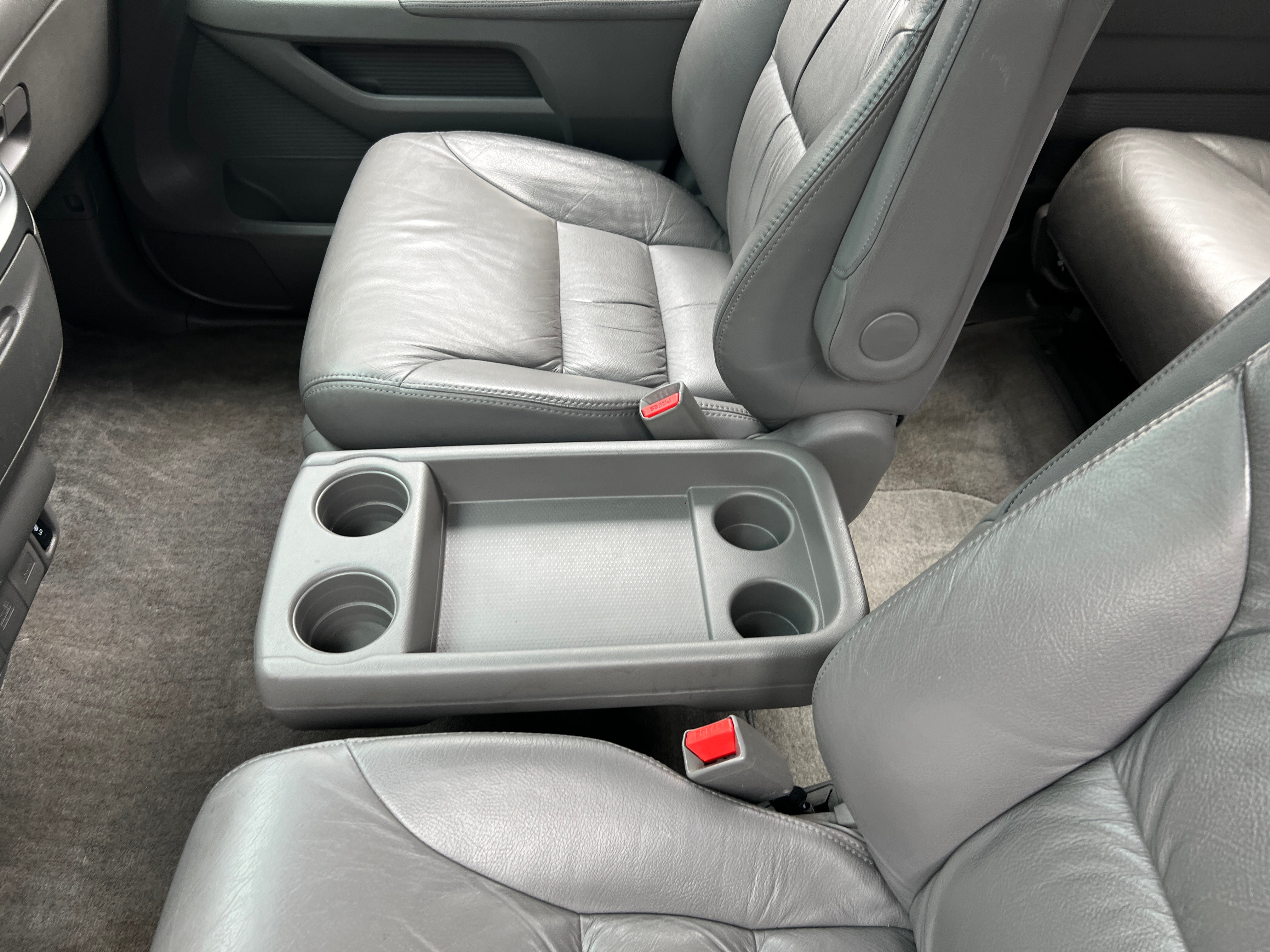 Used 2010 Honda Odyssey EX-L with VIN 5FNRL3H65AB078477 for sale in Pewaukee, WI