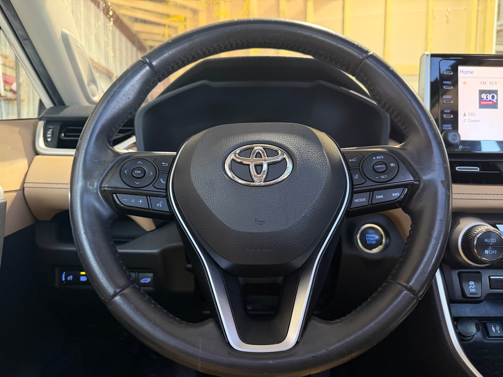 Thumbnail: 2019 Toyota RAV4 - 4