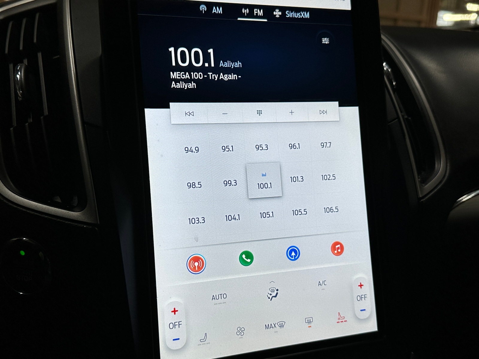 Thumbnail: 2022 Ford Edge - 3
