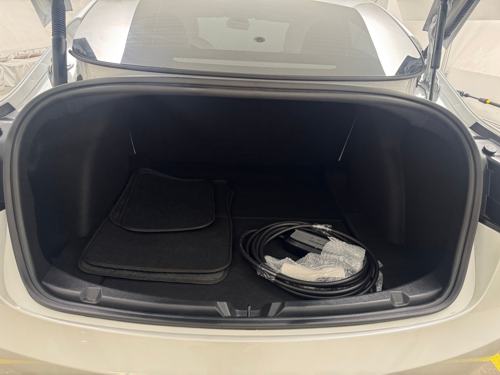 Thumbnail: 2022 Tesla Model 3 - 6