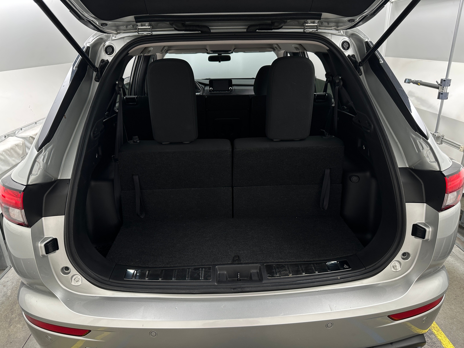 Thumbnail: 2024 Mitsubishi Outlander - 7