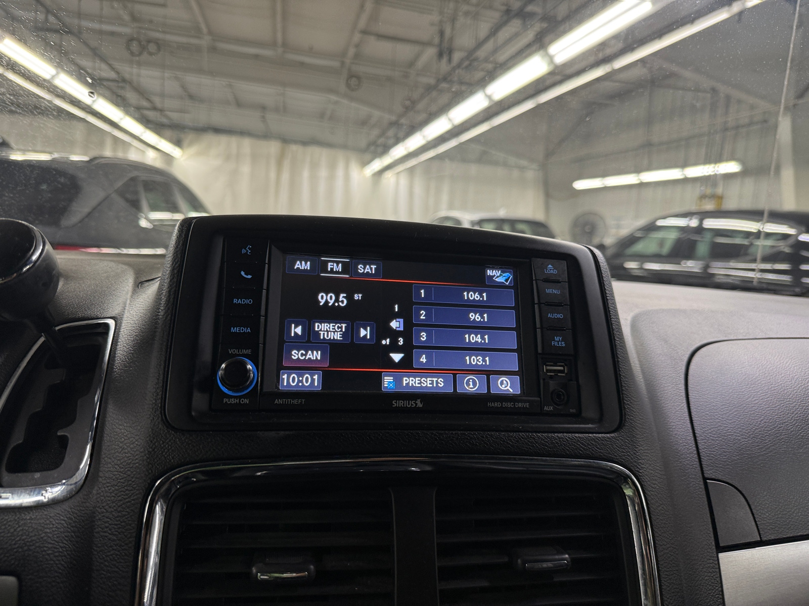 Thumbnail: 2019 Dodge Grand Caravan - 3