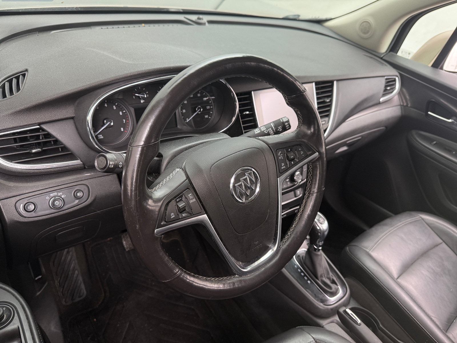 Thumbnail: 2019 Buick Encore - 4