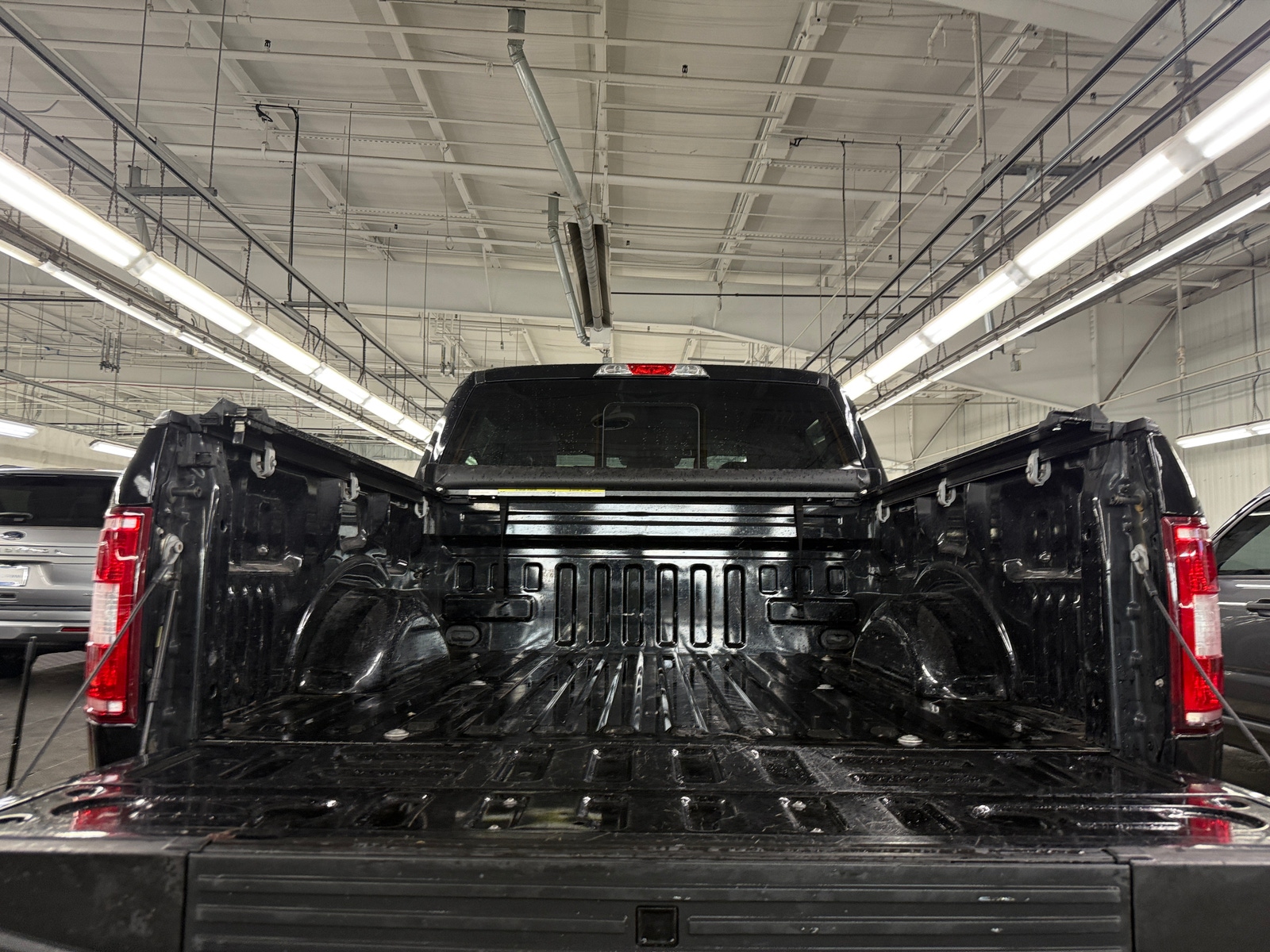 Thumbnail: 2018 Ford Econoline - 7