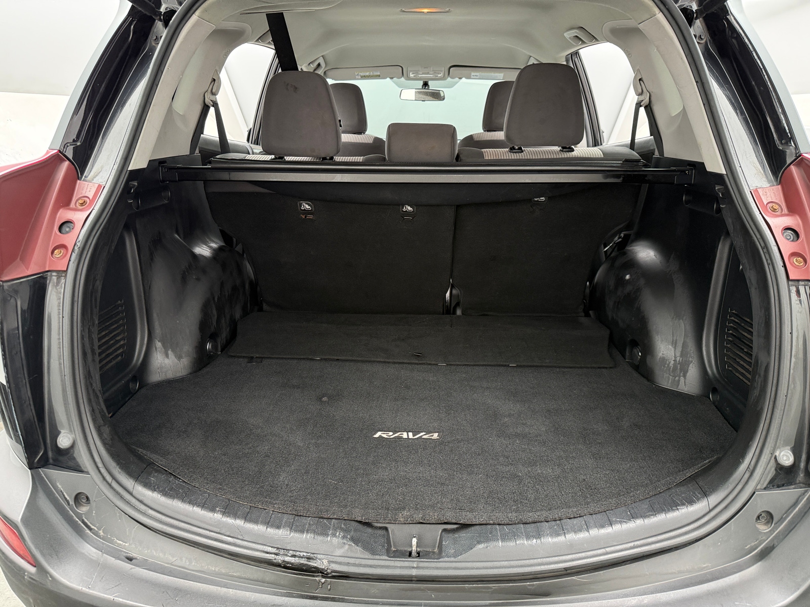 Thumbnail: 2015 Toyota RAV4 - 7