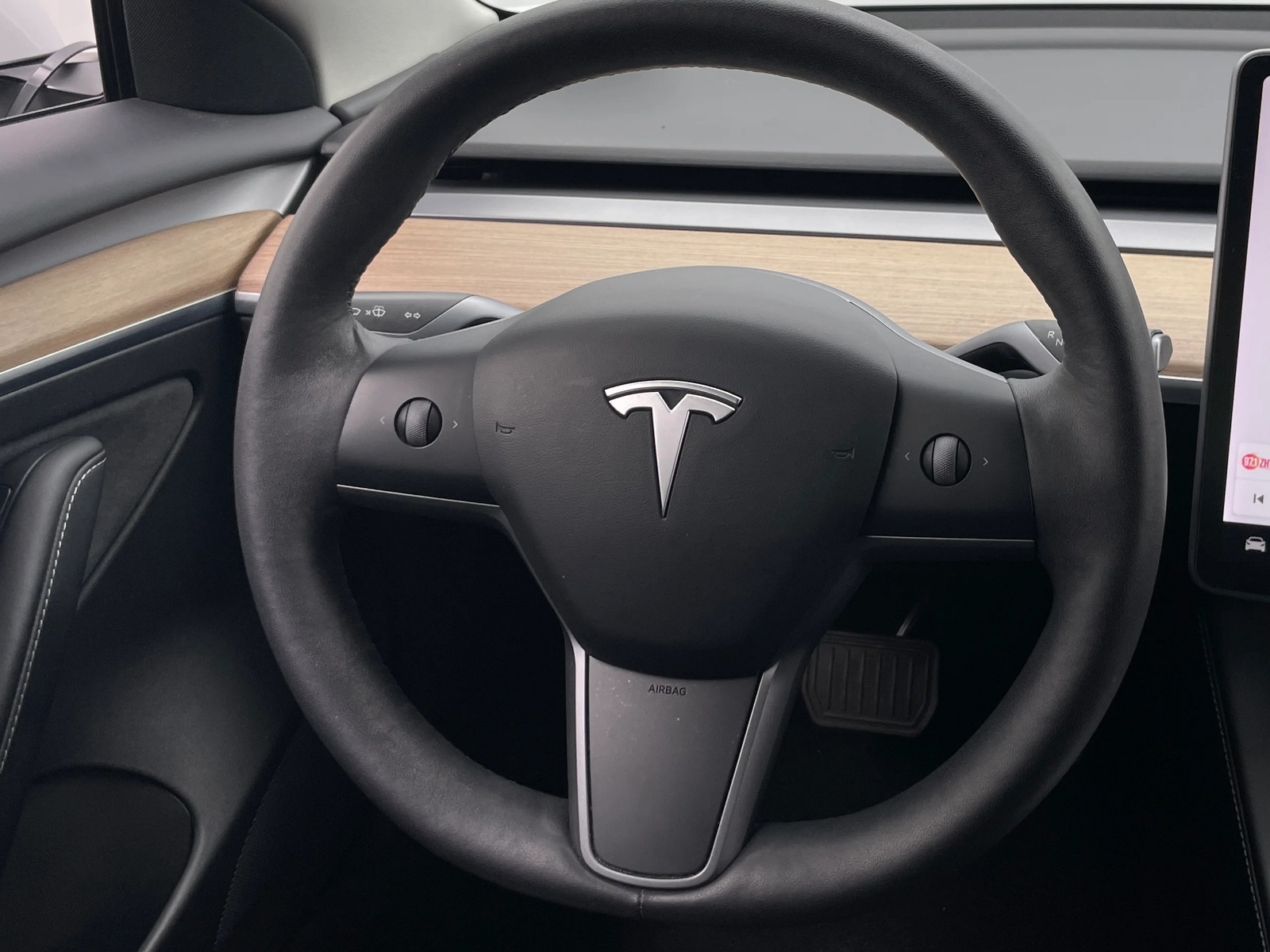 Thumbnail: 2021 Tesla Model 3 - 4