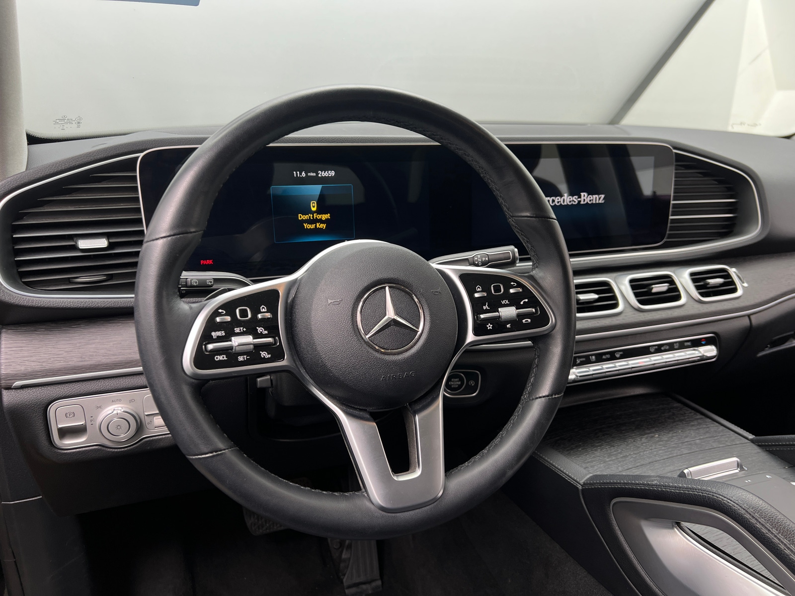 Thumbnail: 2023 Mercedes-Benz GLE - 4