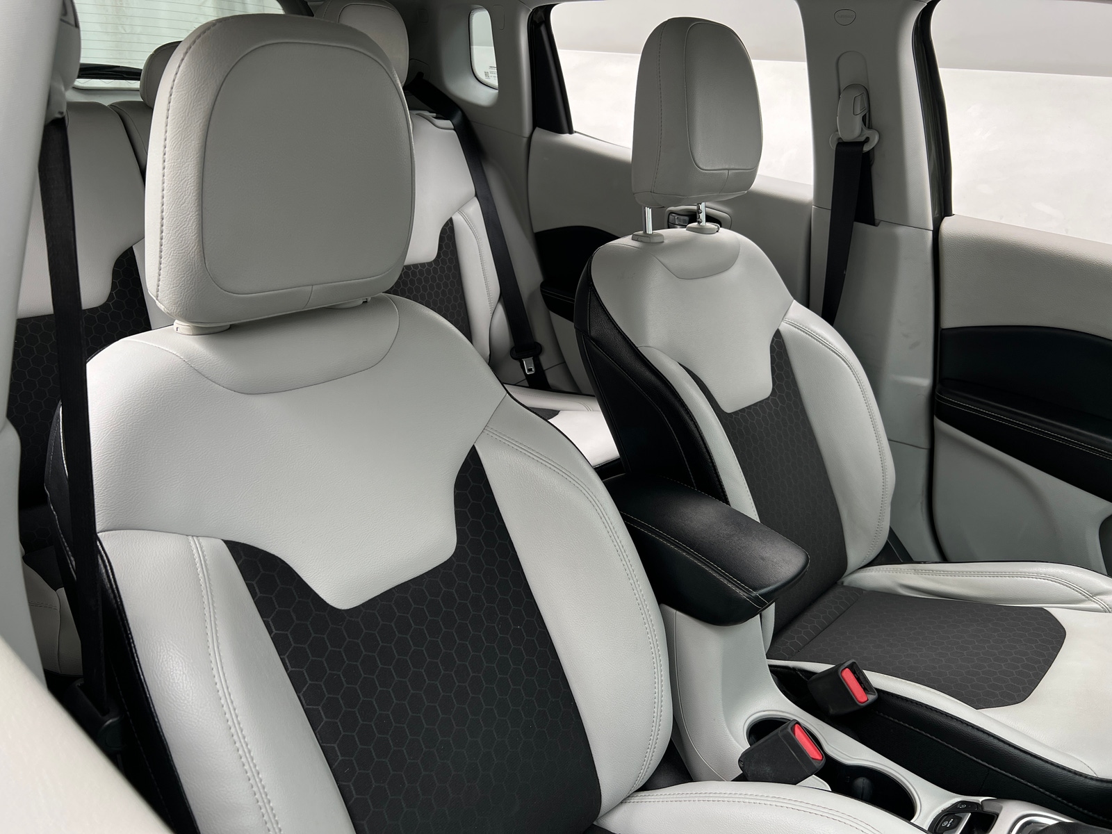 Thumbnail: 2018 Jeep Compass - 2