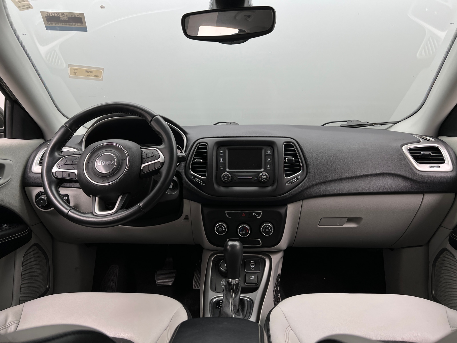Thumbnail: 2018 Jeep Compass - 3