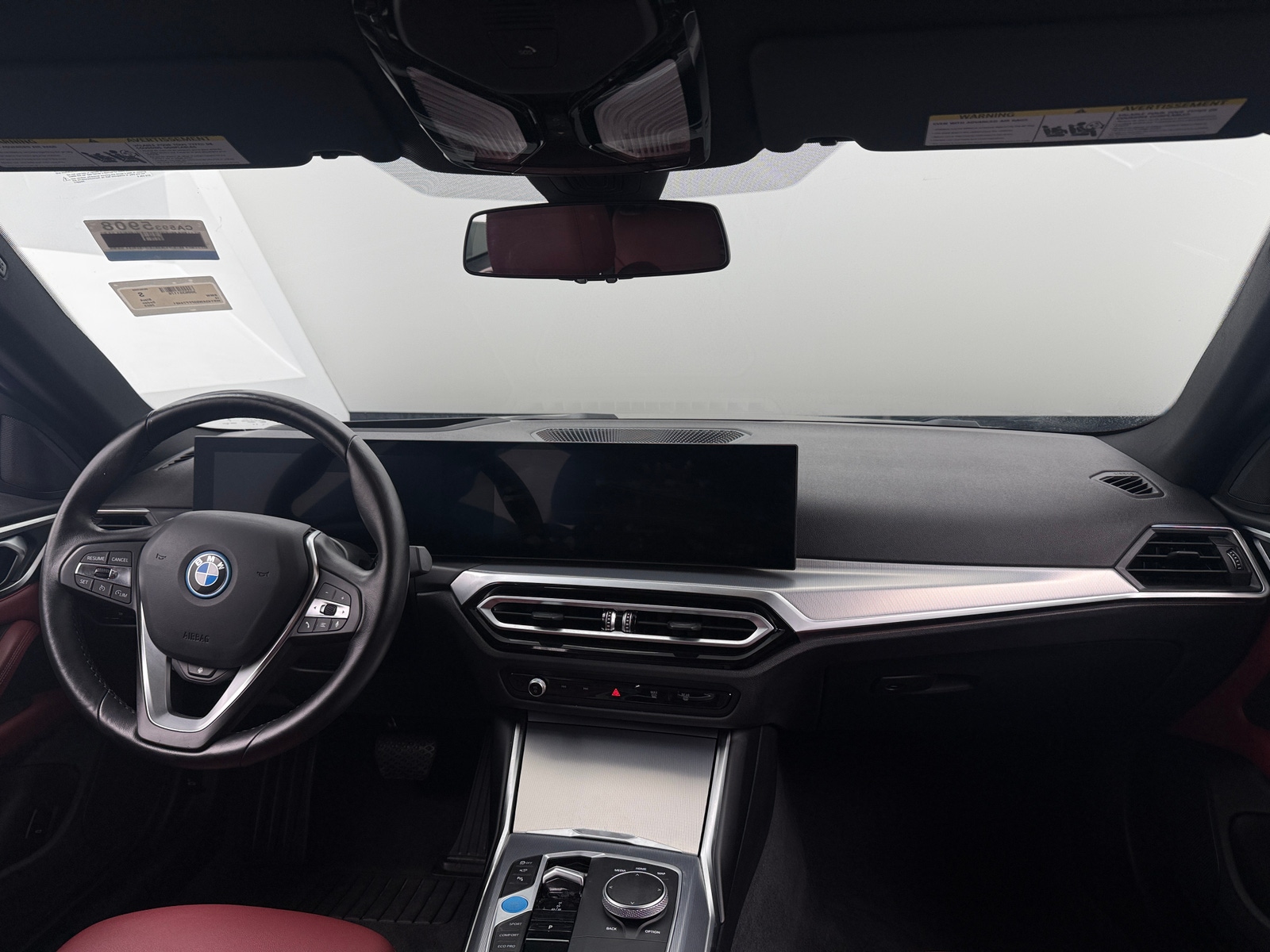 Thumbnail: 2023 BMW i4 - 2