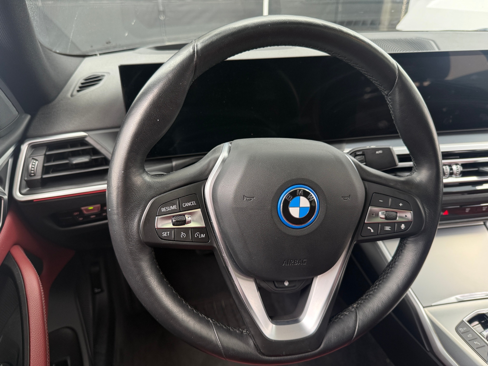 Thumbnail: 2023 BMW i4 - 4
