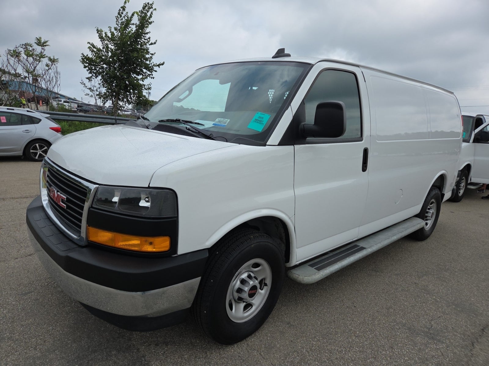 2025 GMC Savana Cargo Work Van