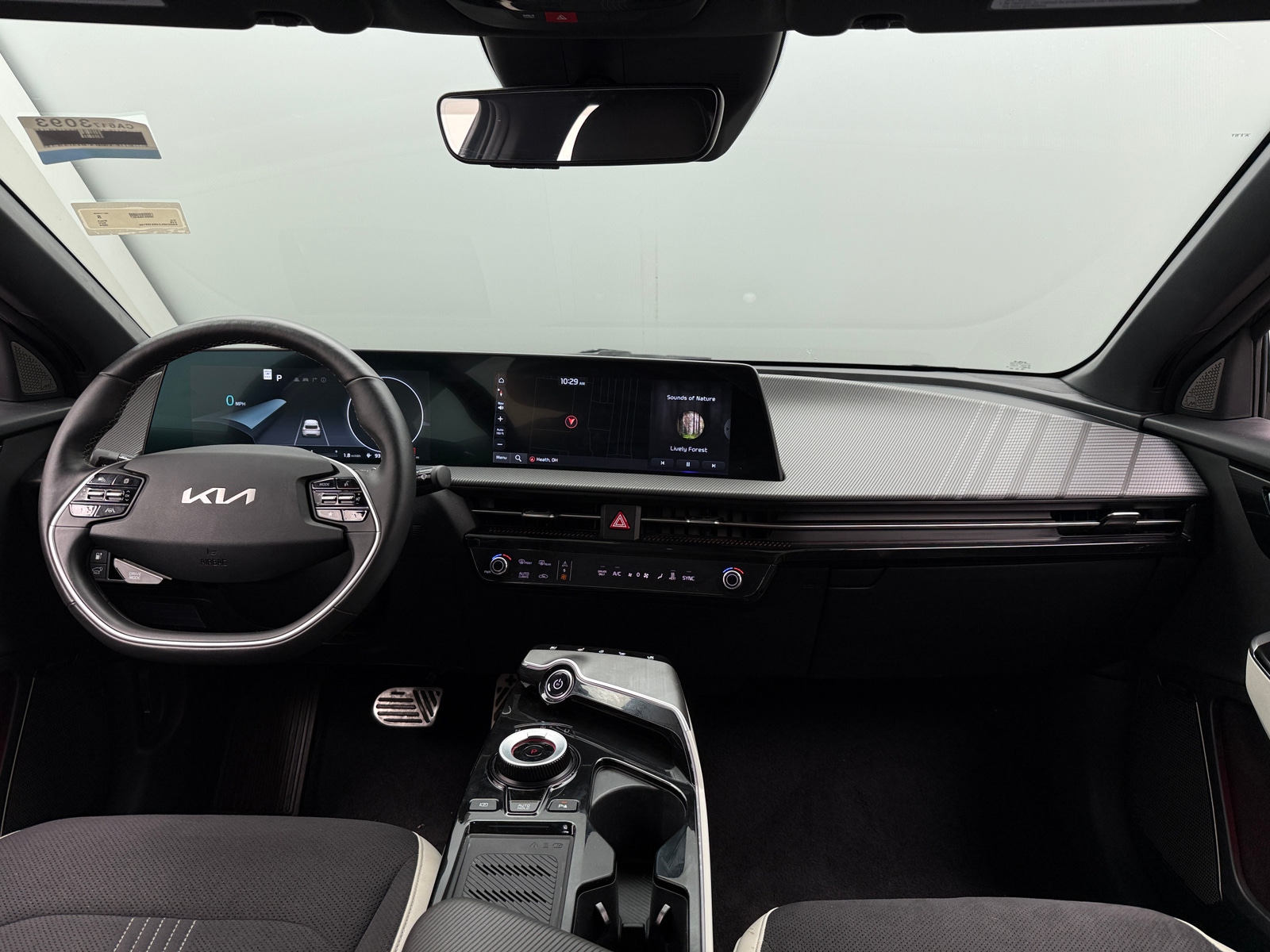 Thumbnail: 2024 Kia EV6 - 2