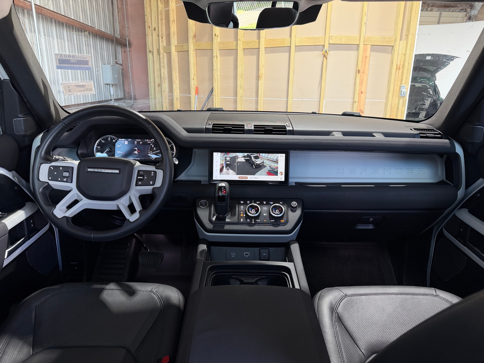Thumbnail: 2023 Land Rover Defender - 2