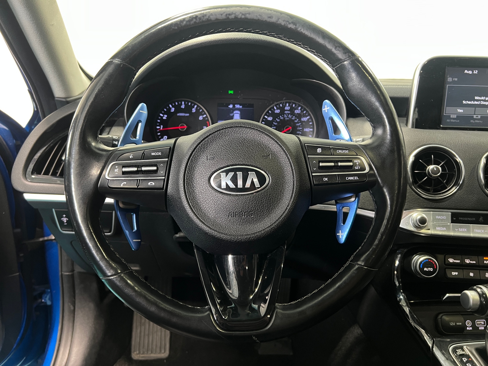 Thumbnail: 2019 Kia Stinger - 4