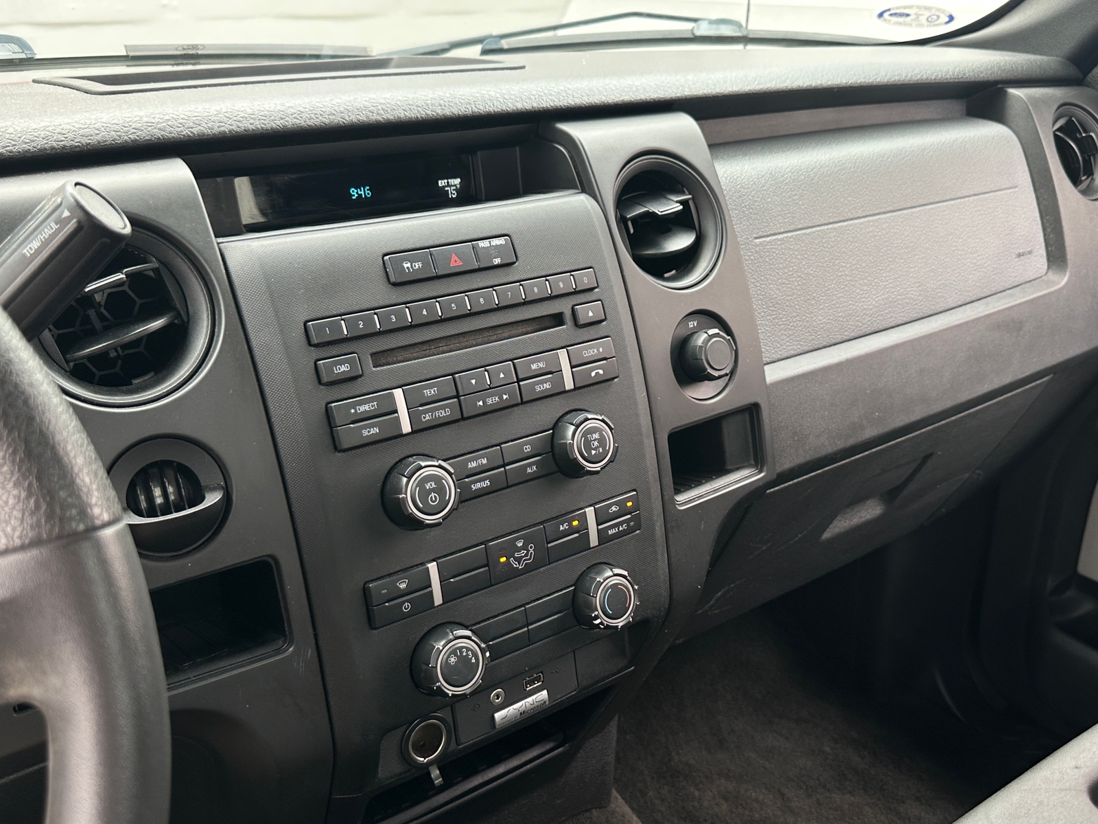 Thumbnail: 2014 Ford Econoline - 3