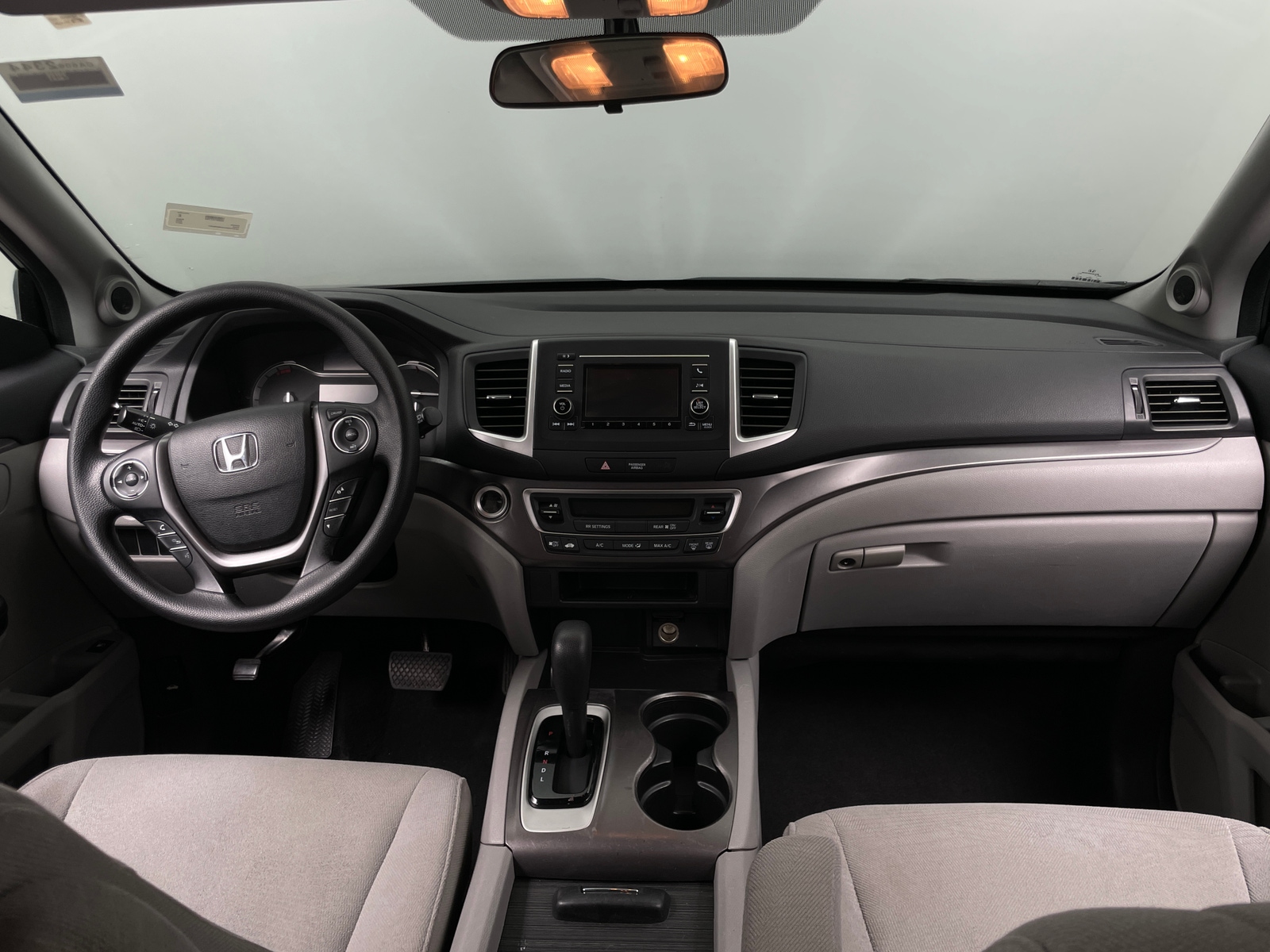 Thumbnail: 2017 Honda Pilot - 3