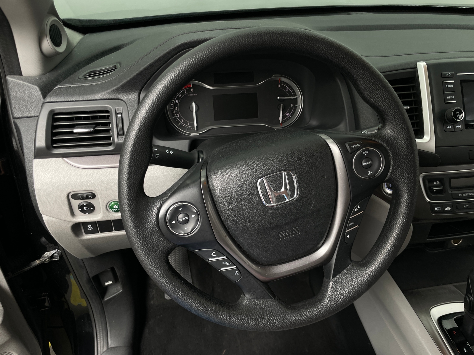 Thumbnail: 2017 Honda Pilot - 5