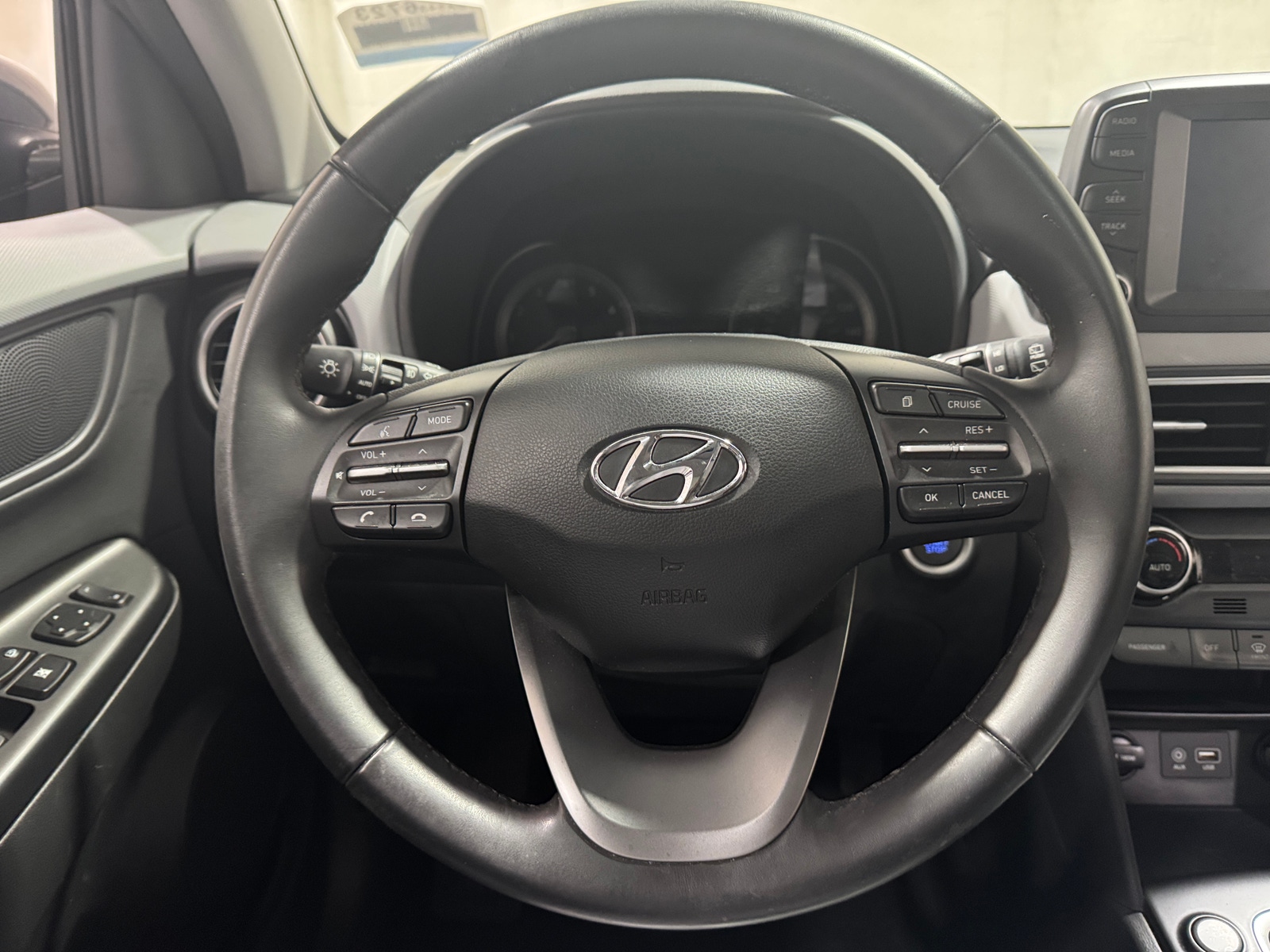 Thumbnail: 2018 Hyundai Kona - 4