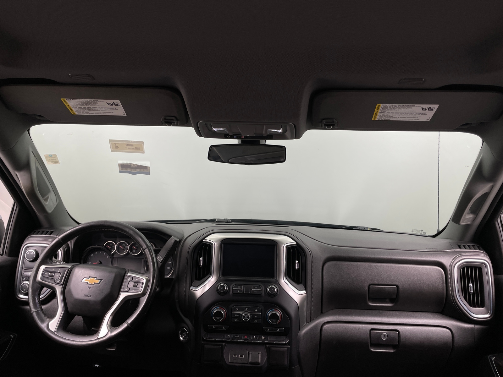 Thumbnail: 2020 Chevrolet Silverado 1500 - 3