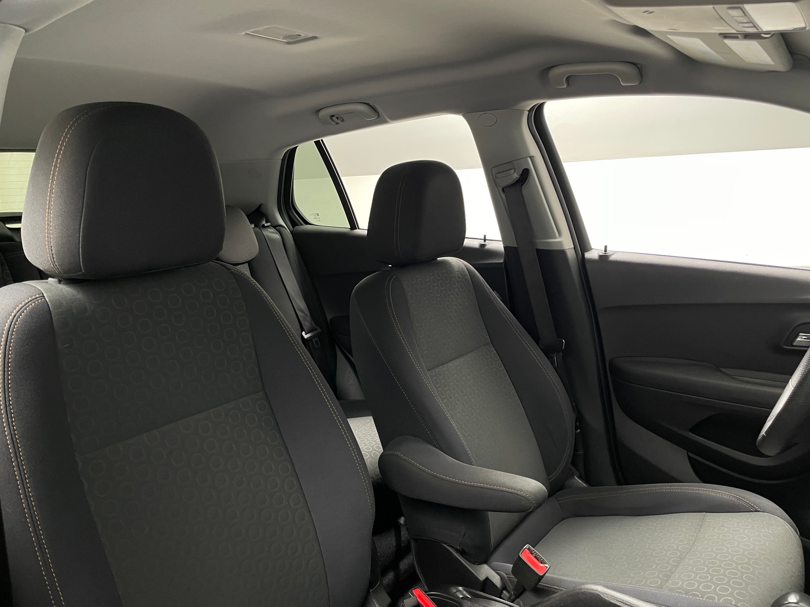 Thumbnail: 2020 Chevrolet Trax - 2