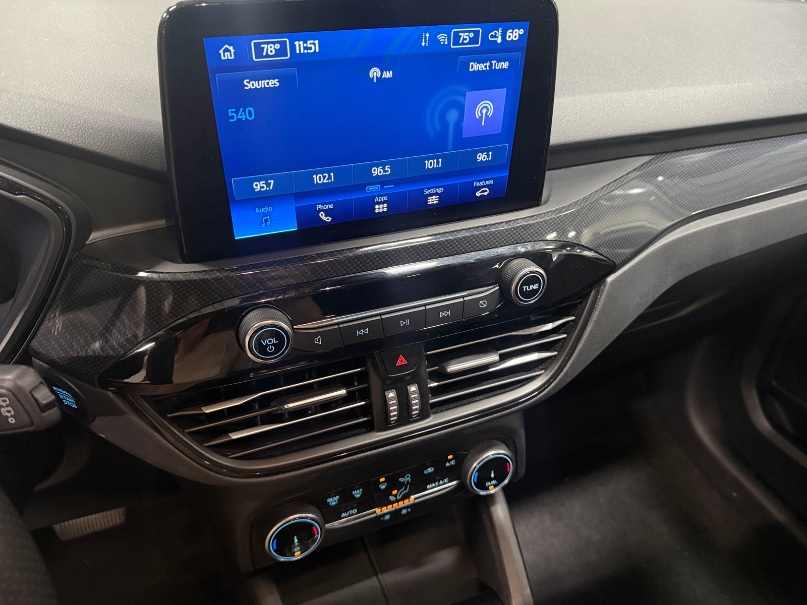 Thumbnail: 2025 Ford Escape - 4