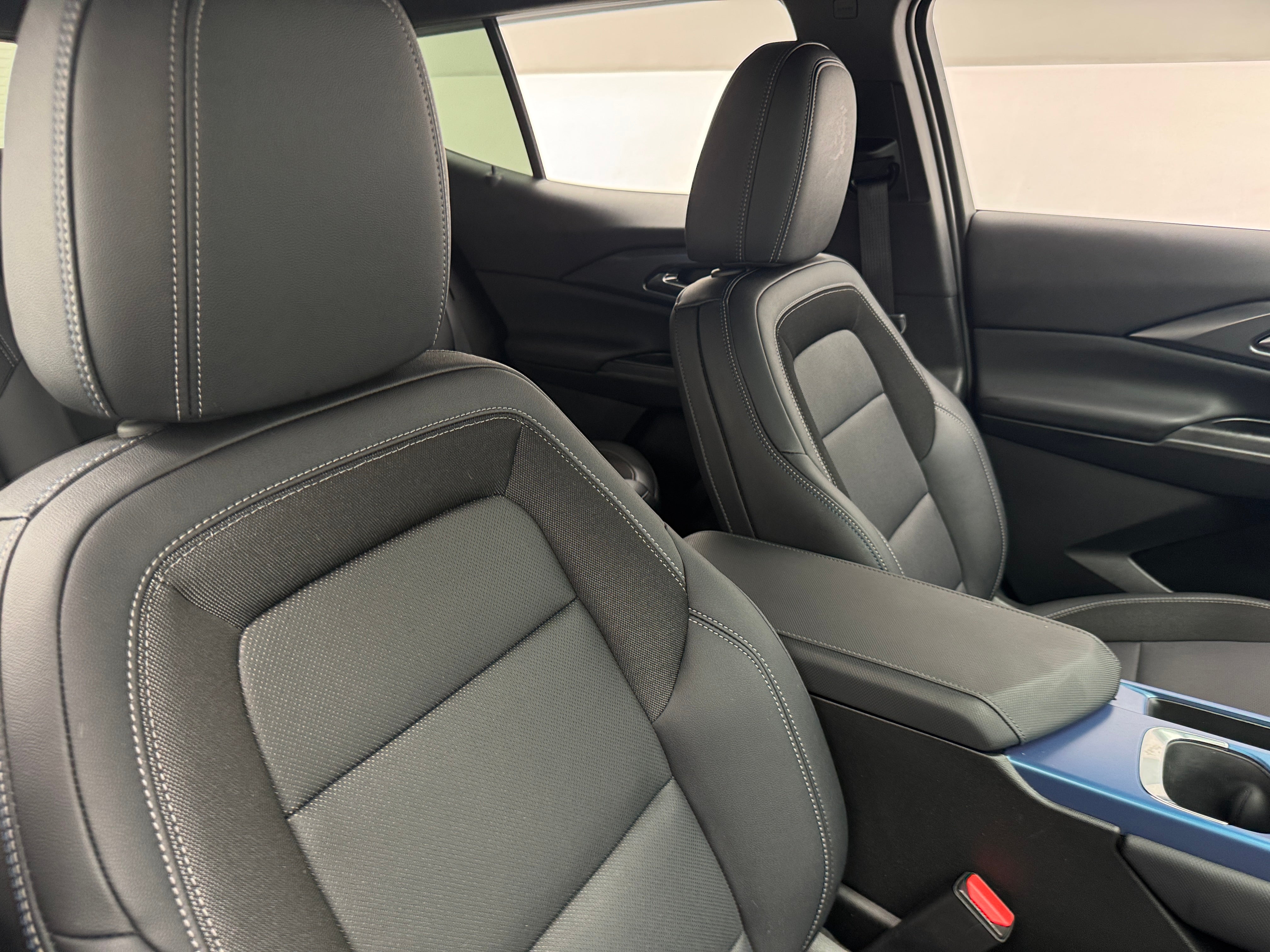 Used 2025 Chevrolet Equinox EV LT with VIN 3GN7DNRR5SS207262 for sale in Auburn, WA