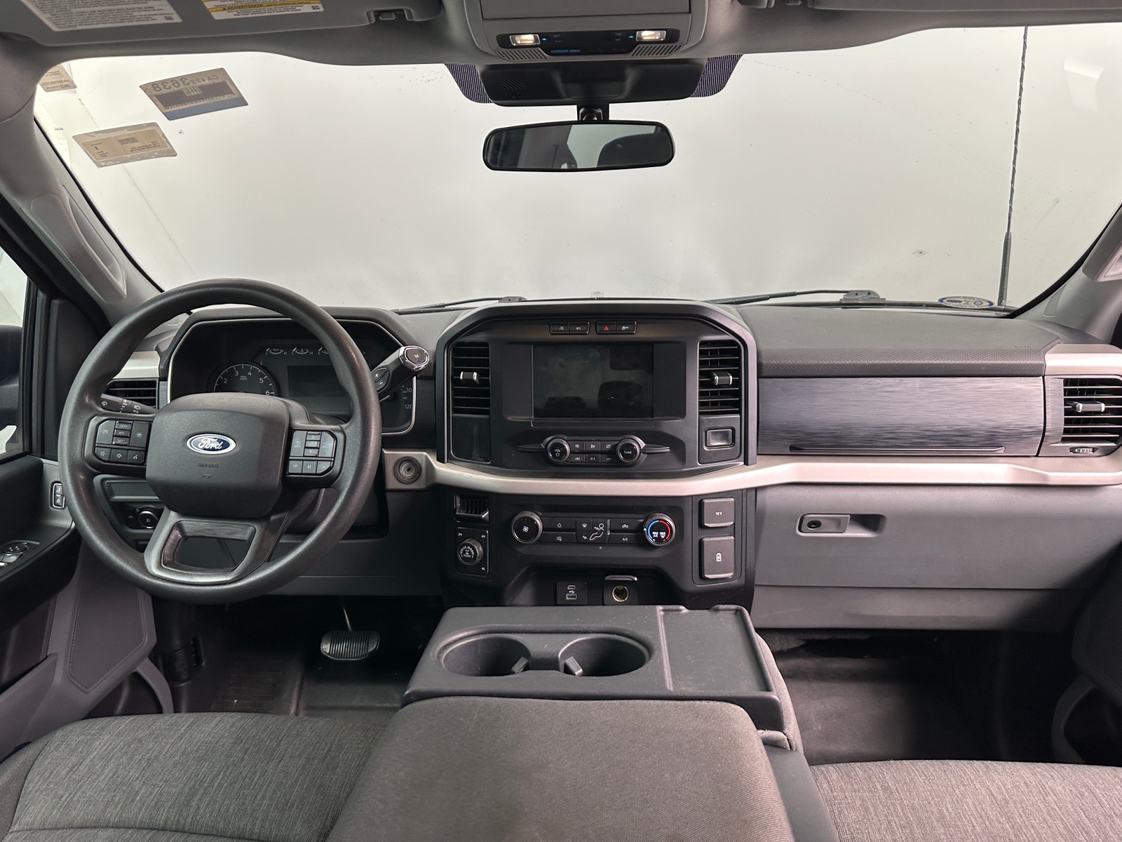 Thumbnail: 2021 Ford Econoline - 3