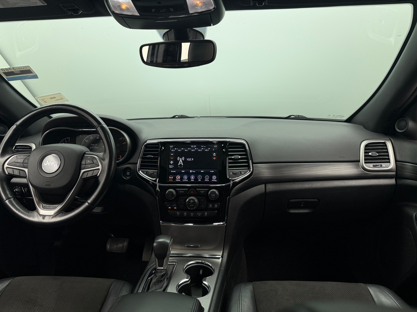 Thumbnail: 2020 Jeep Grand Cherokee - 2