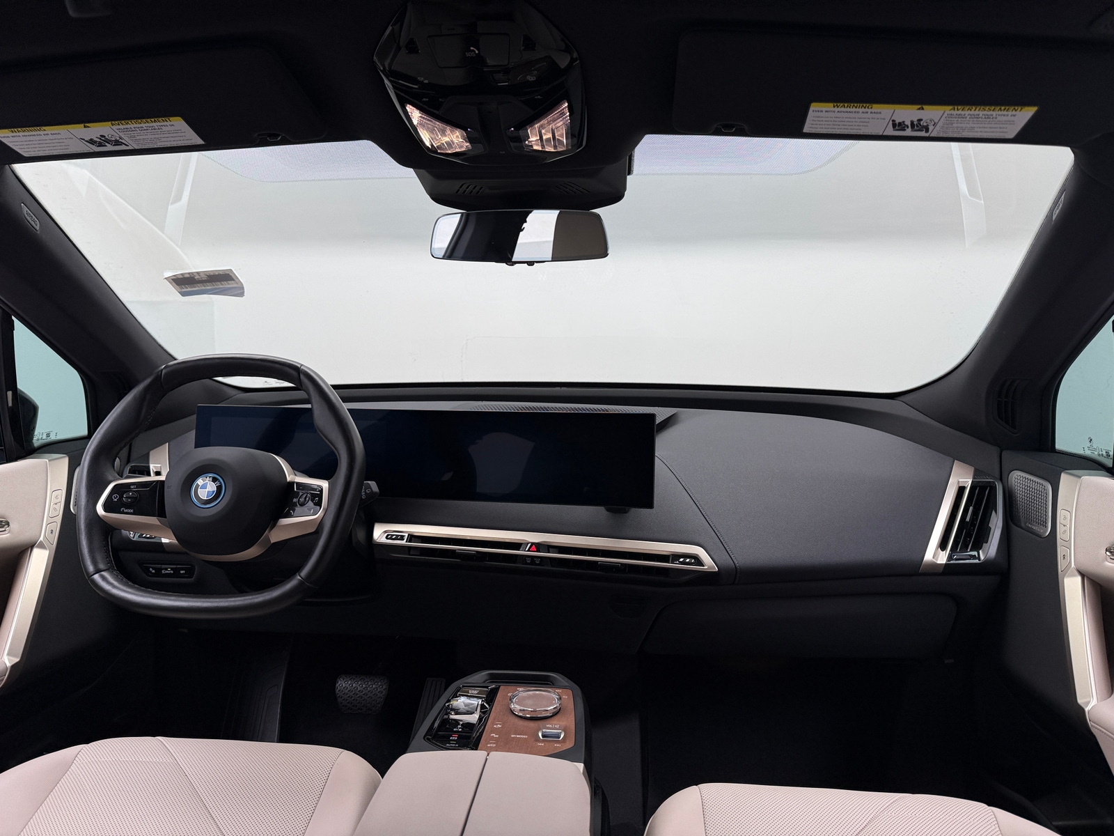 Thumbnail: 2023 BMW iX - 2