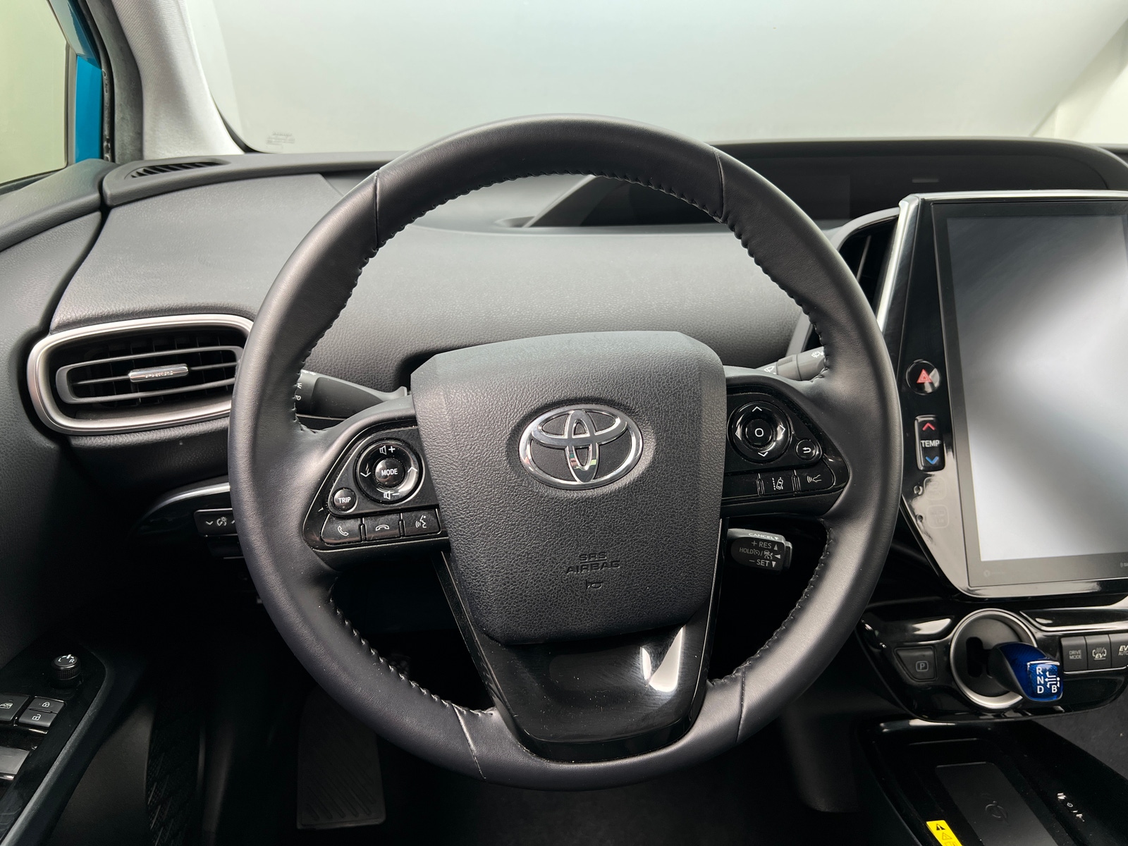 Thumbnail: 2020 Toyota Prius Prime - 4