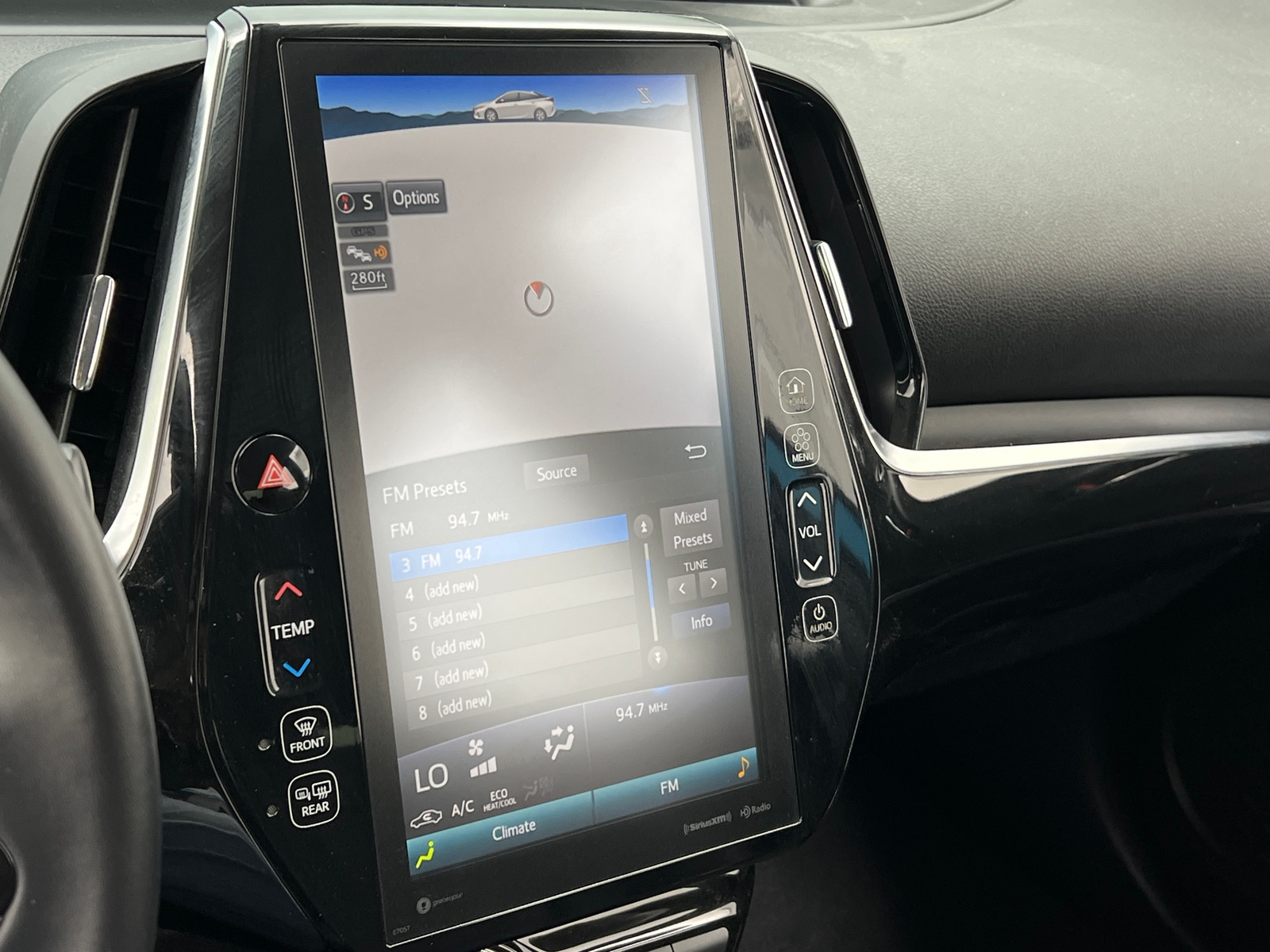 Thumbnail: 2020 Toyota Prius Prime - 3
