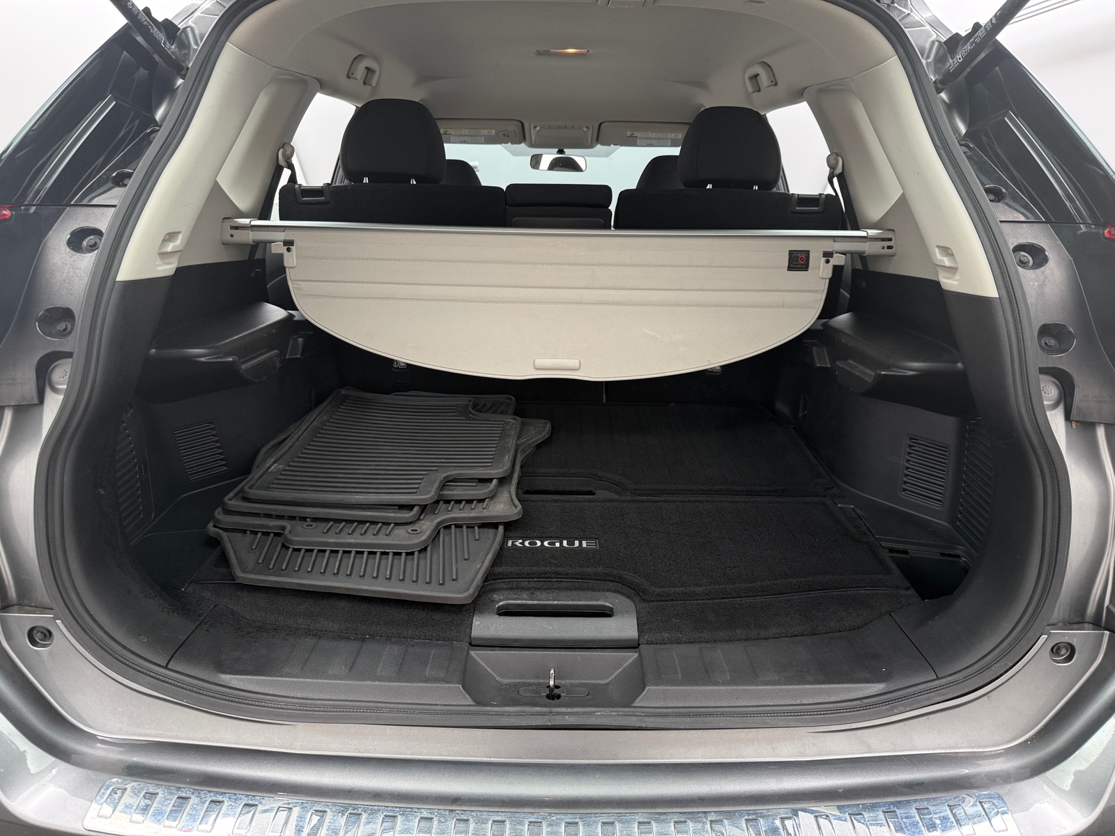Thumbnail: 2018 Nissan Rogue - 7