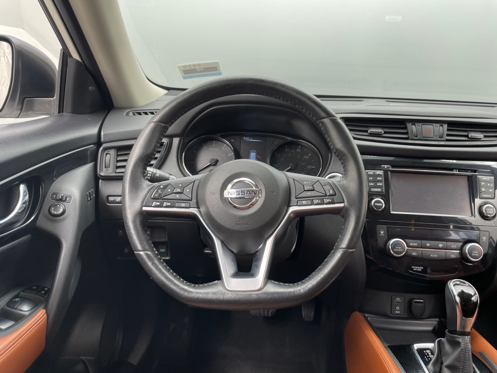 Thumbnail: 2017 Nissan Rogue - 4