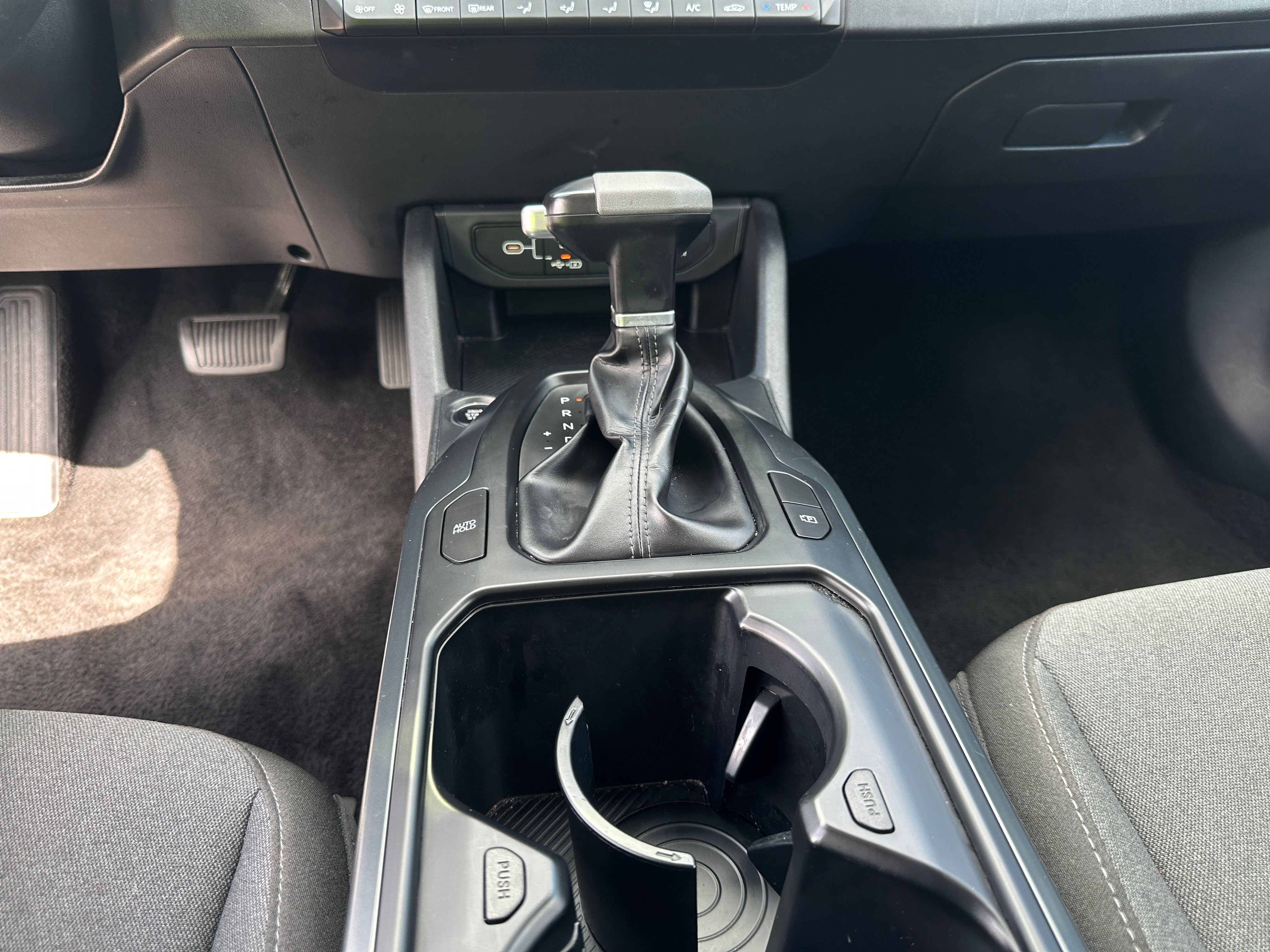 2025 Kia K4 LXS - Photo 5