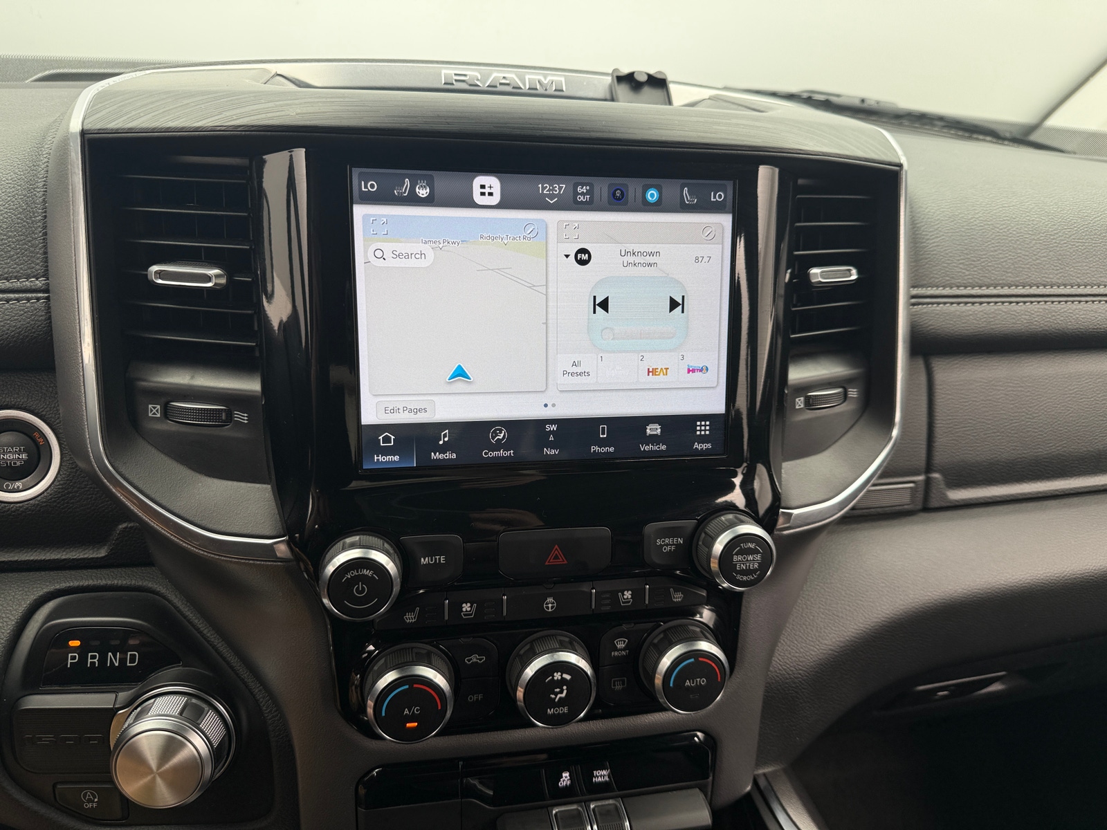 Thumbnail: 2024 RAM 1500 - 3