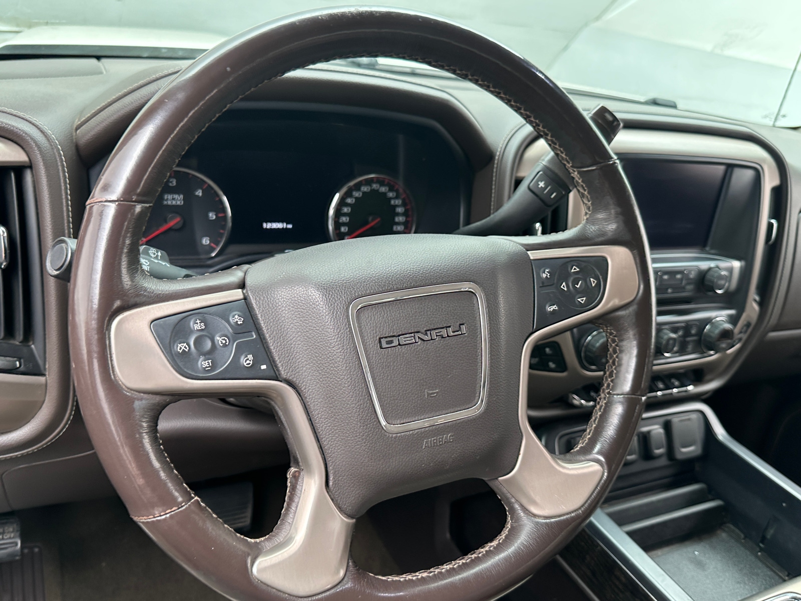 Thumbnail: 2015 GMC Sierra 1500 - 4