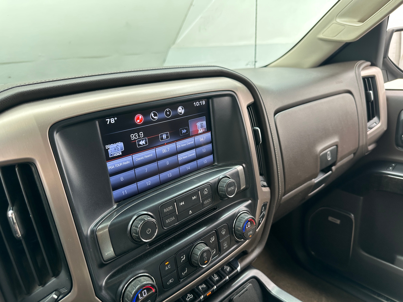 Thumbnail: 2015 GMC Sierra 1500 - 3