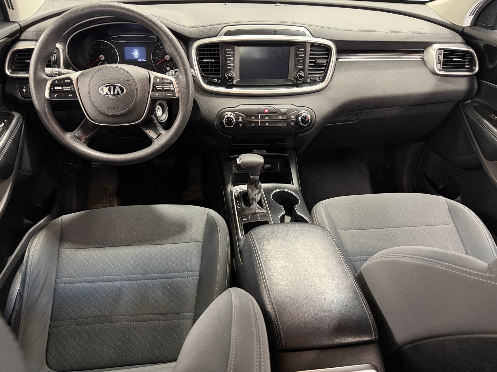 Thumbnail: 2019 Kia Sorento - 3