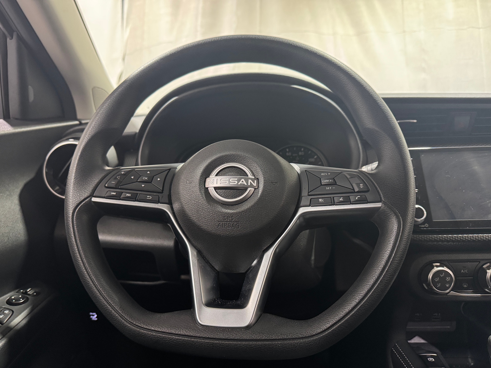 Thumbnail: 2024 Nissan Kicks - 5
