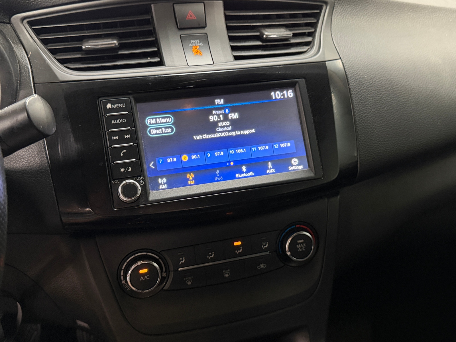 Thumbnail: 2019 Nissan Sentra - 4
