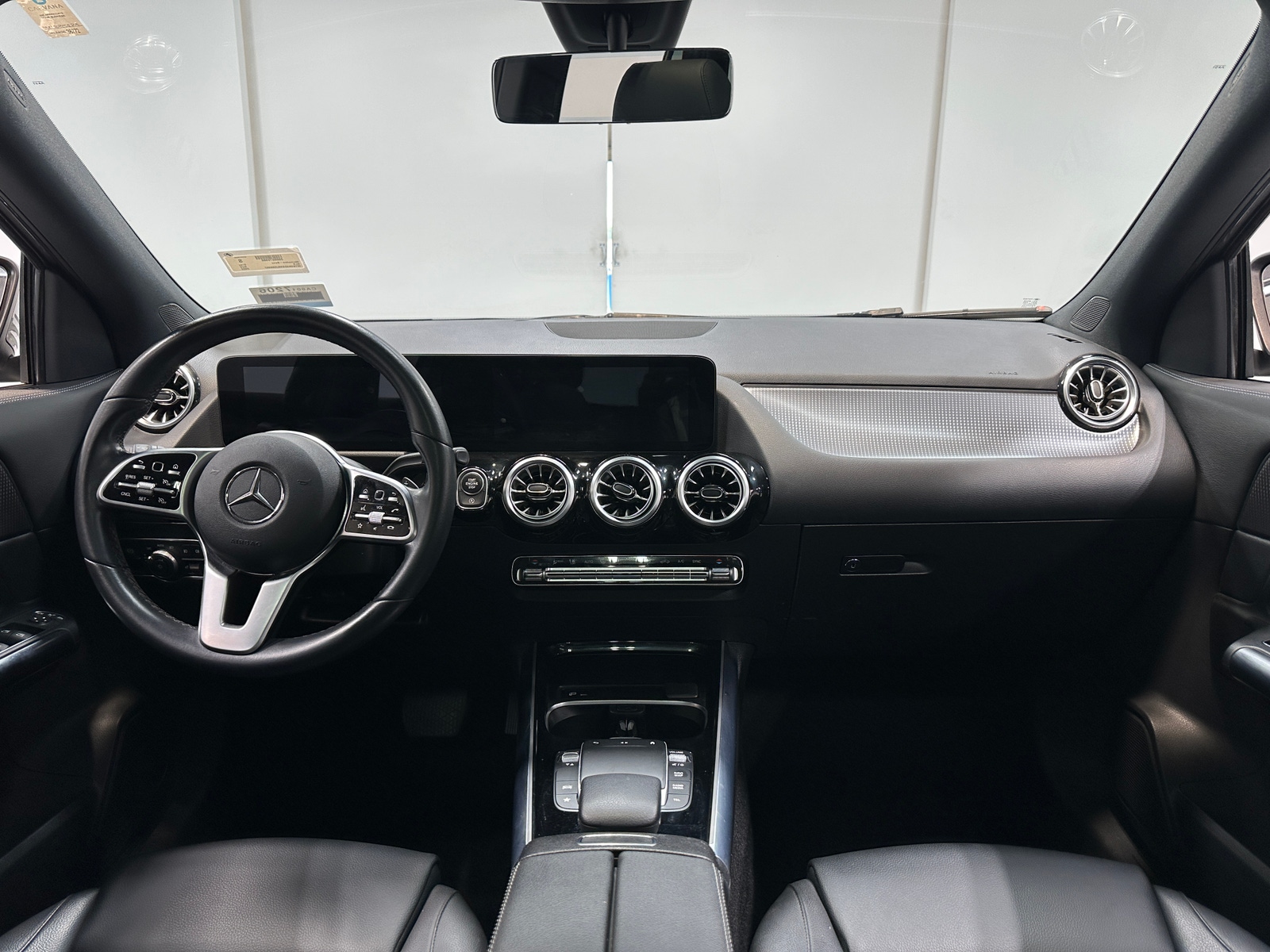 Thumbnail: 2022 Mercedes-Benz GLA - 2