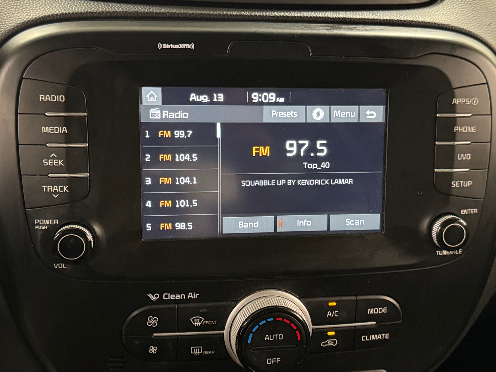 Thumbnail: 2018 Kia Soul - 4