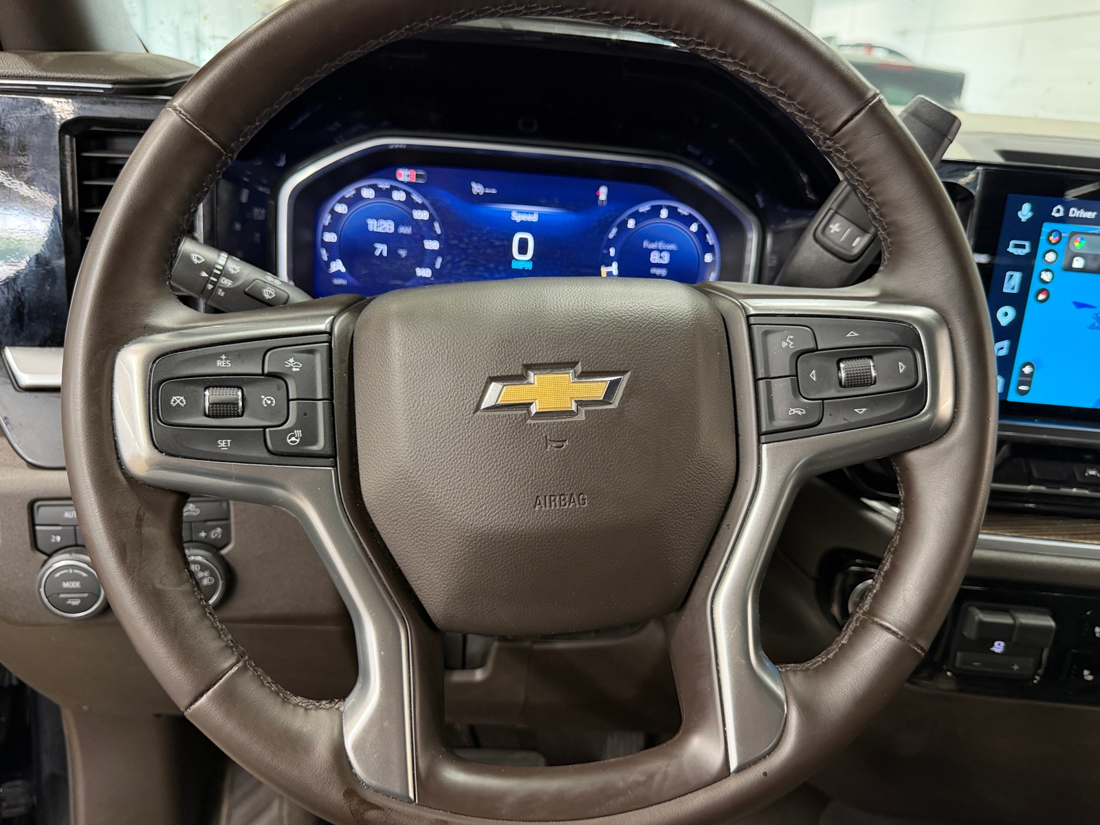 Thumbnail: 2026 Chevrolet Silverado 1500 - 5