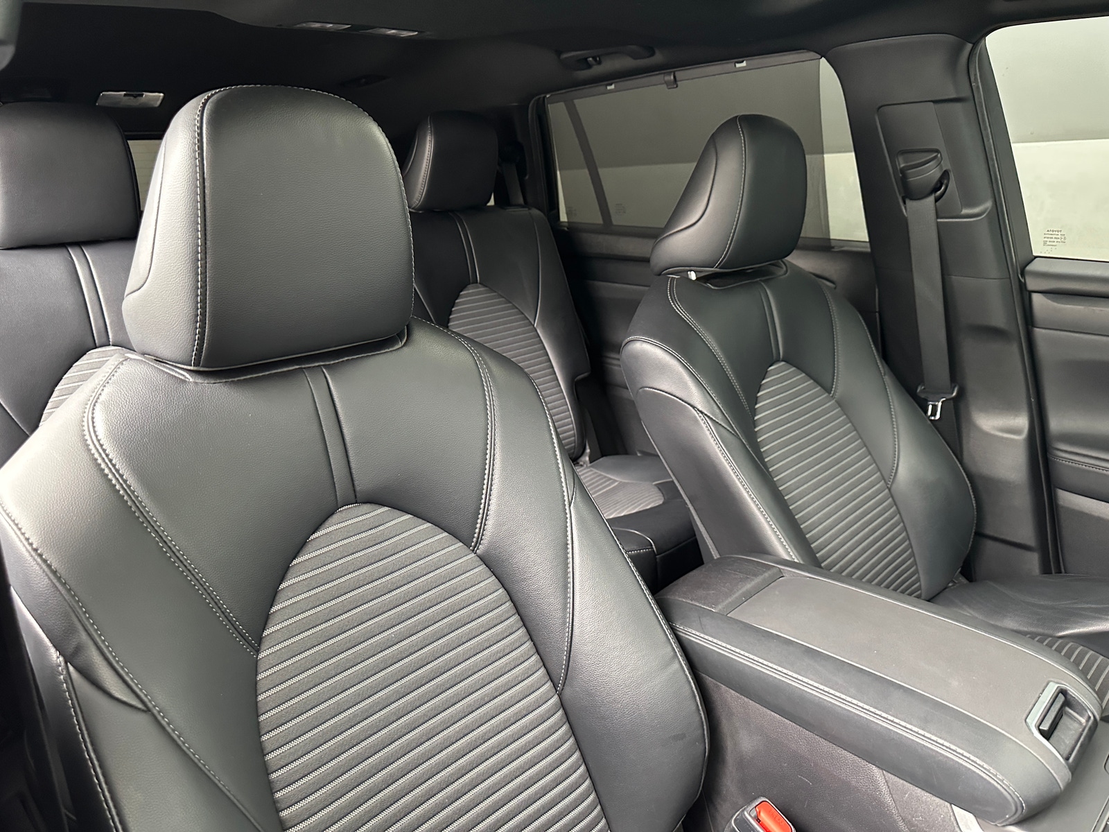 Thumbnail: 2023 Toyota Highlander - 2