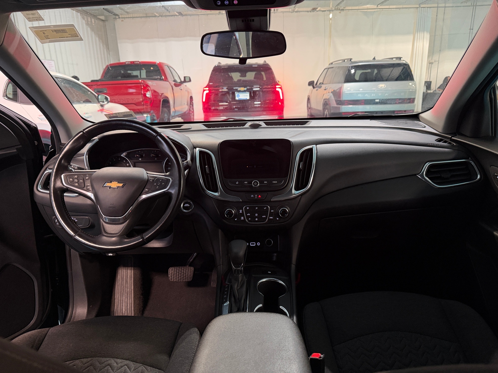 Thumbnail: 2022 Chevrolet Equinox - 3