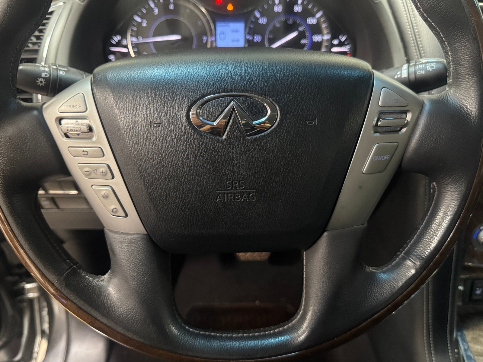 Thumbnail: 2017 INFINITI QX80 - 4