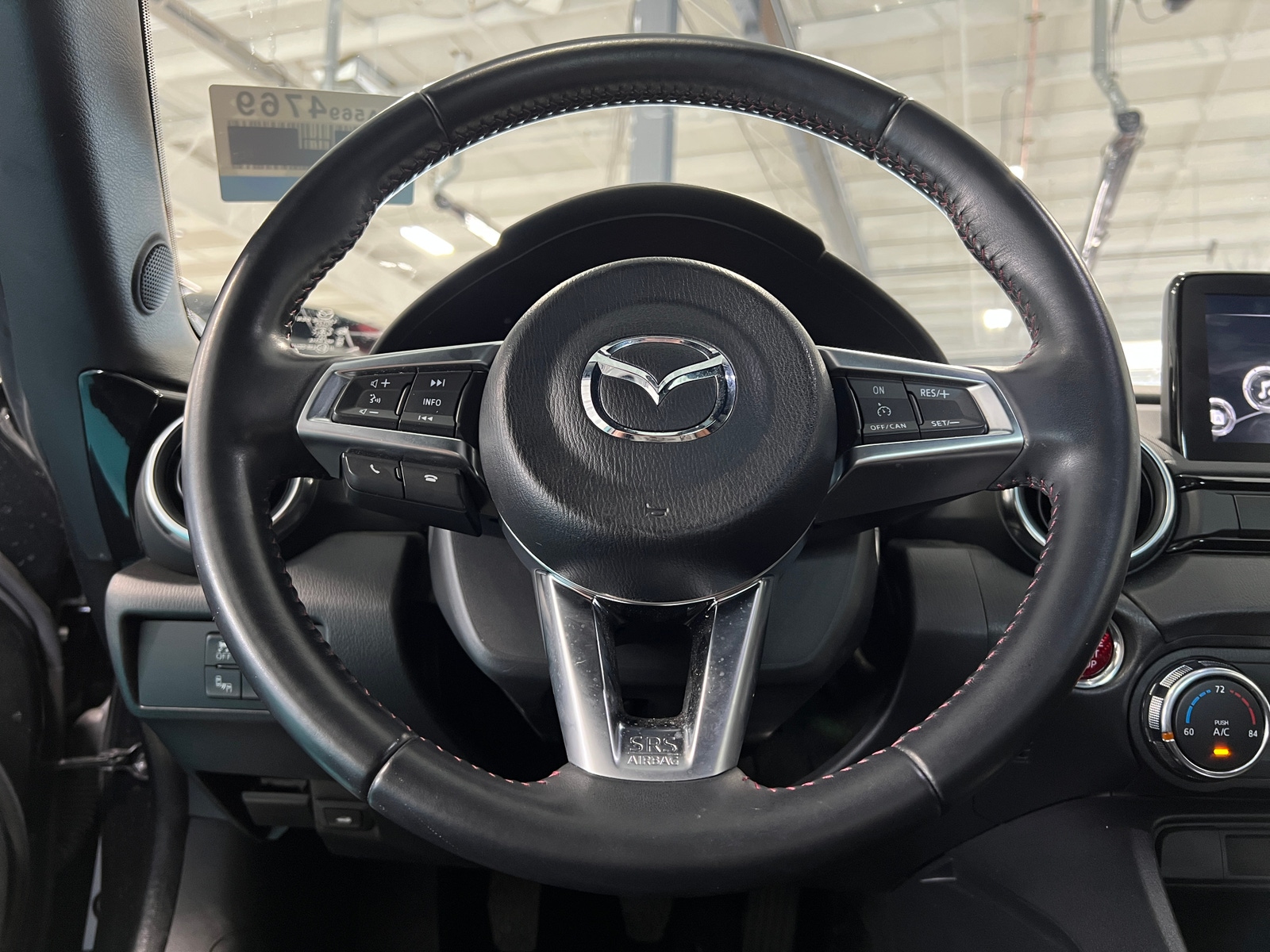 Thumbnail: 2018 Mazda MX-5 Miata - 3