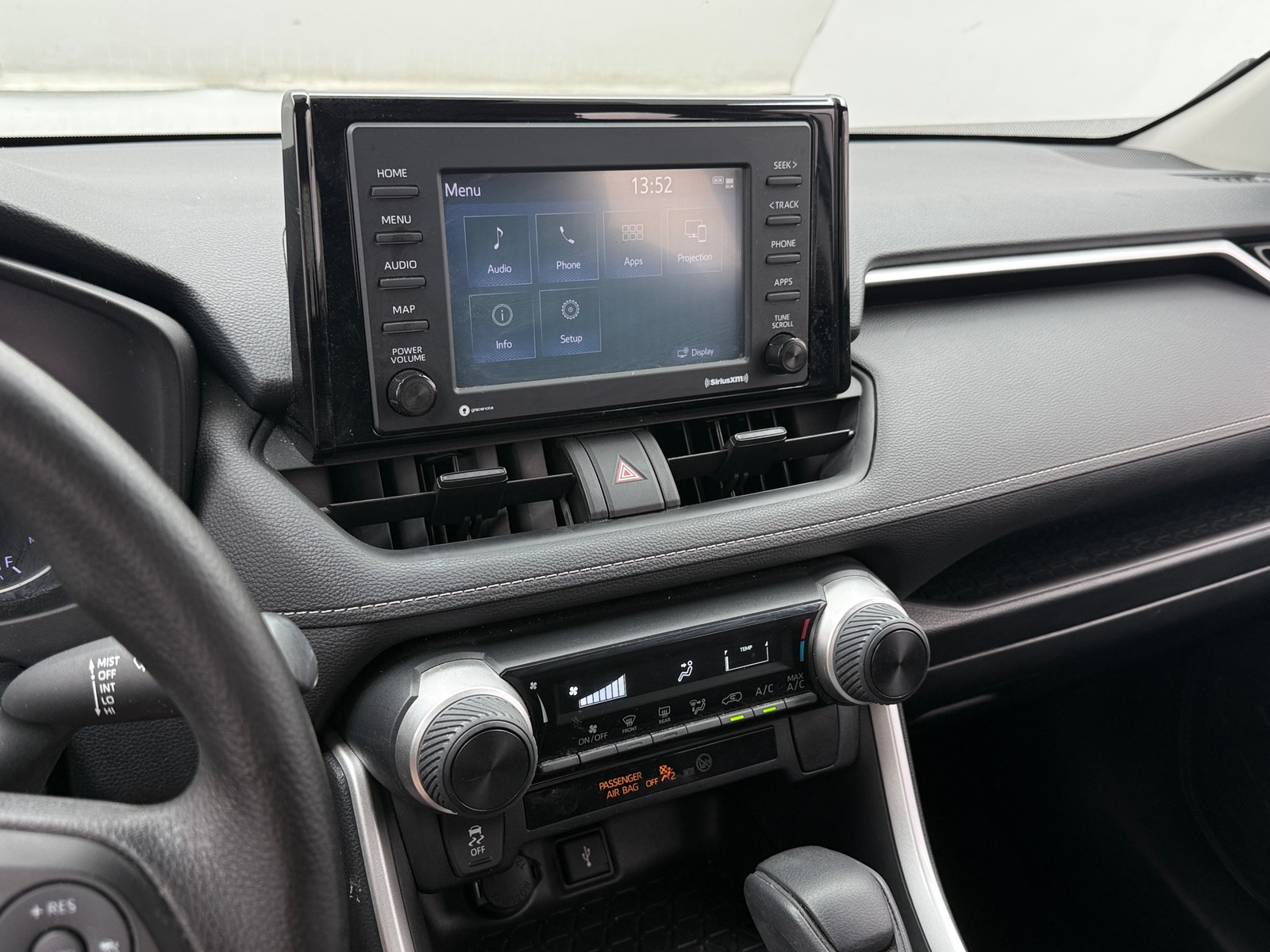 Thumbnail: 2020 Toyota RAV4 - 4